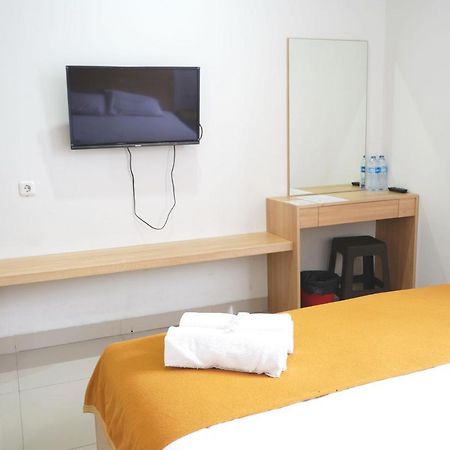 Urooms Tanah Abang Jakarta Eksteriør billede