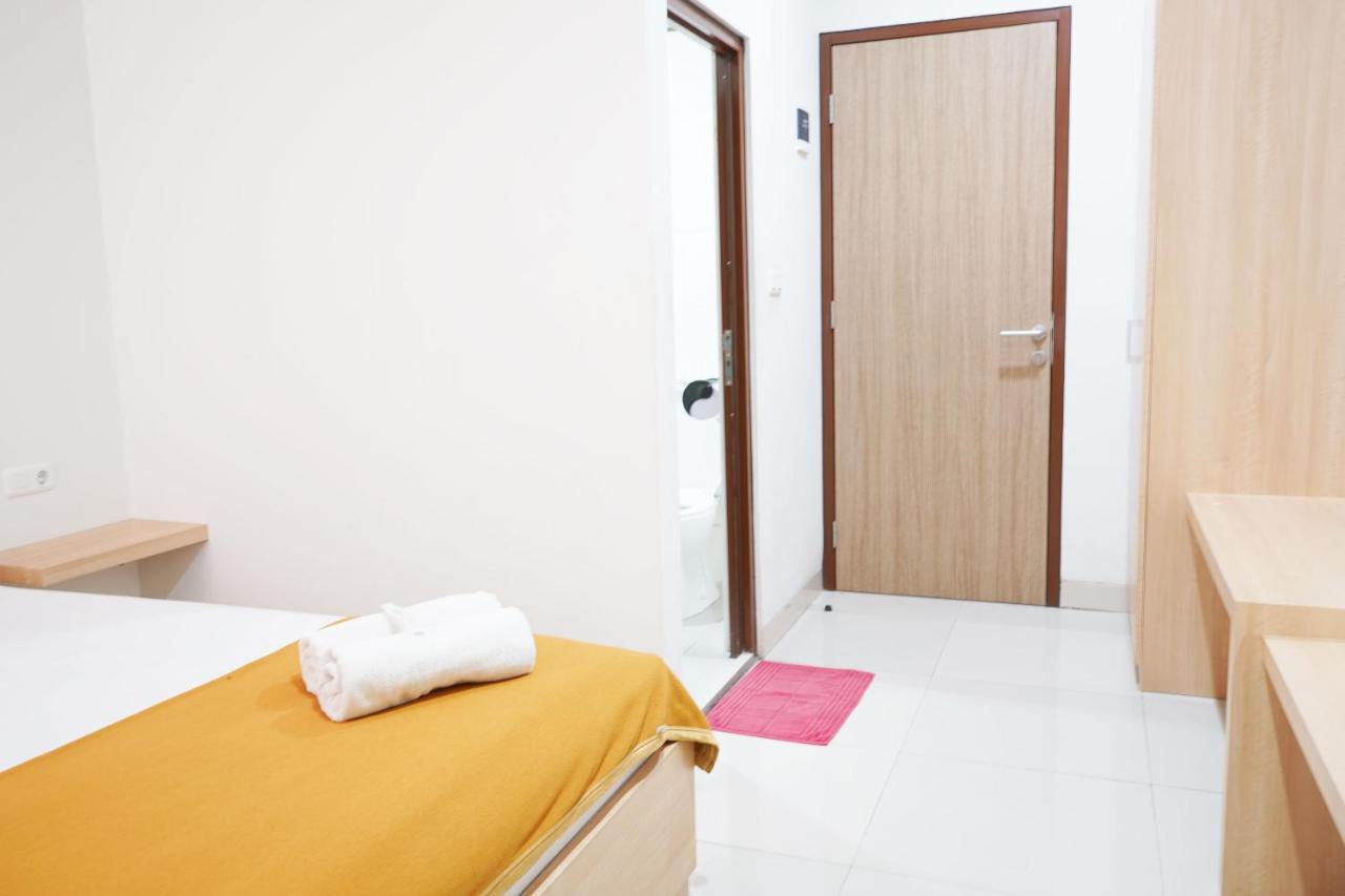 Urooms Tanah Abang Jakarta Eksteriør billede